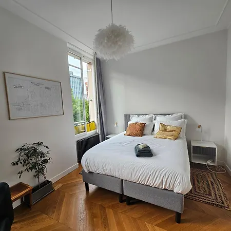Les Freres Montgolfier - Les Canaux - 100 M2 * Paris
