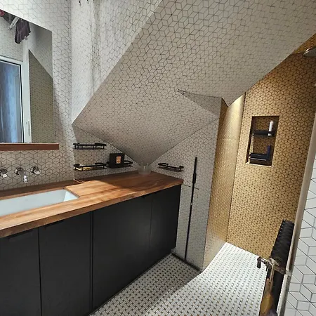 Les Freres Montgolfier - Les Canaux - 100 M2 Lägenhet *